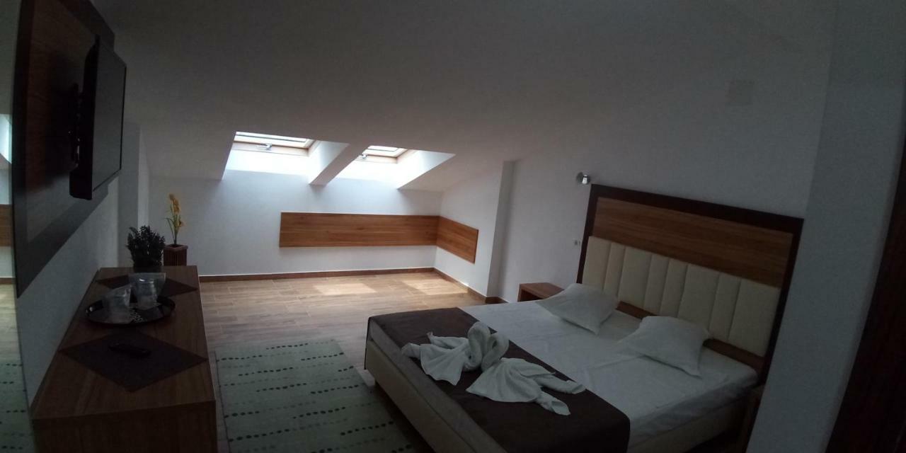 Hotel Laguna